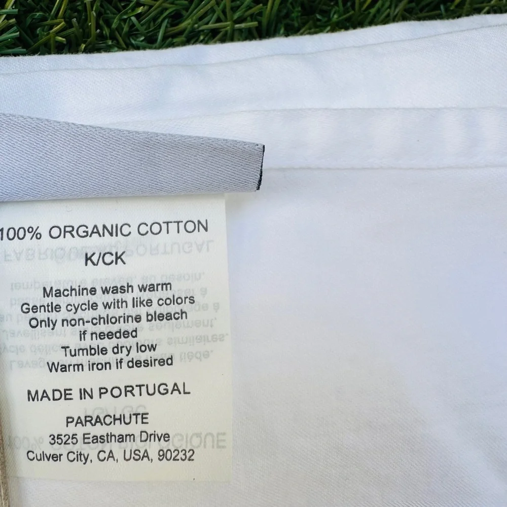 PARACHUTE Percale Top Sheet In white Flat sheet only like new never used